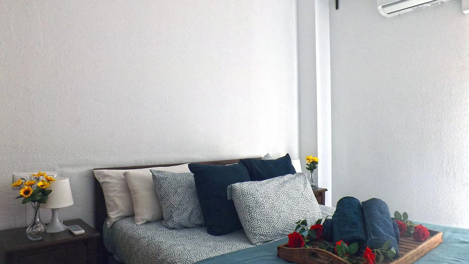 Apartment Casa Familiar Ideal Para 10 Con Jardin, Terraza, Bbq Y Playa Benalmadena Spain