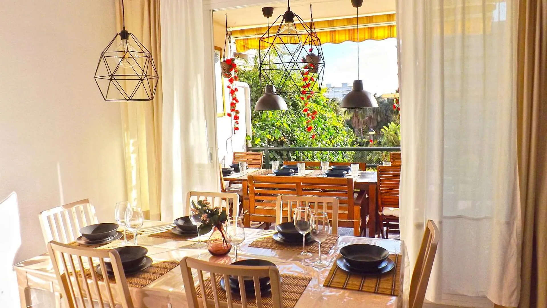 Casa Familiar Ideal Para 10 Con Jardin, Terraza, Bbq Y Playa Benalmadena Apartment